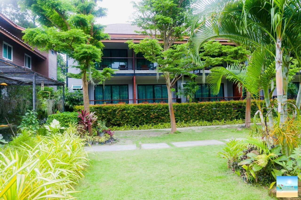 The Breeze Lipe Resort Екстер'єр фото
