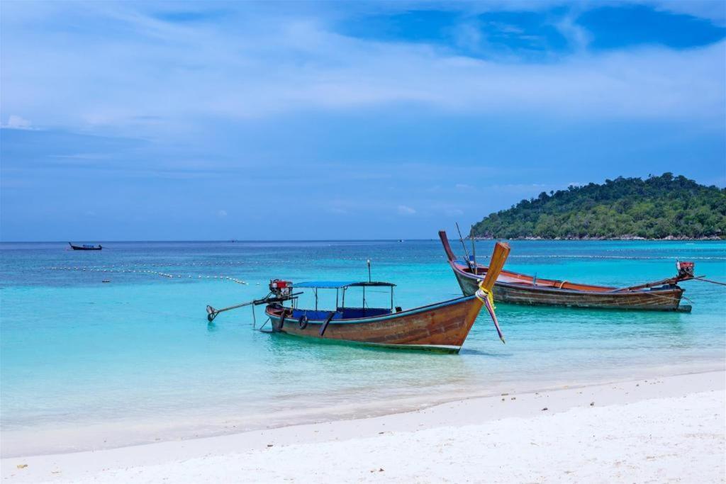 The Breeze Lipe Resort Екстер'єр фото