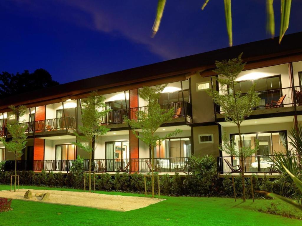 The Breeze Lipe Resort Екстер'єр фото