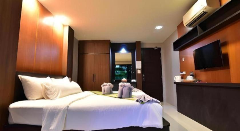 The Breeze Lipe Resort Екстер'єр фото