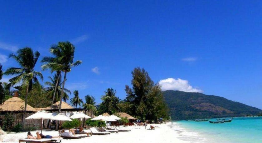 The Breeze Lipe Resort Екстер'єр фото