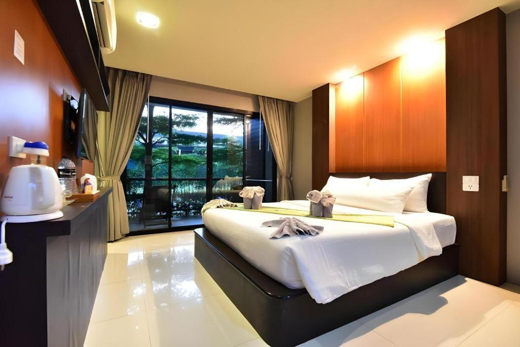 The Breeze Lipe Resort Екстер'єр фото