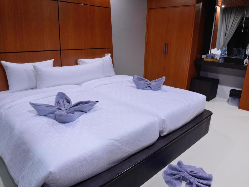 The Breeze Lipe Resort Екстер'єр фото